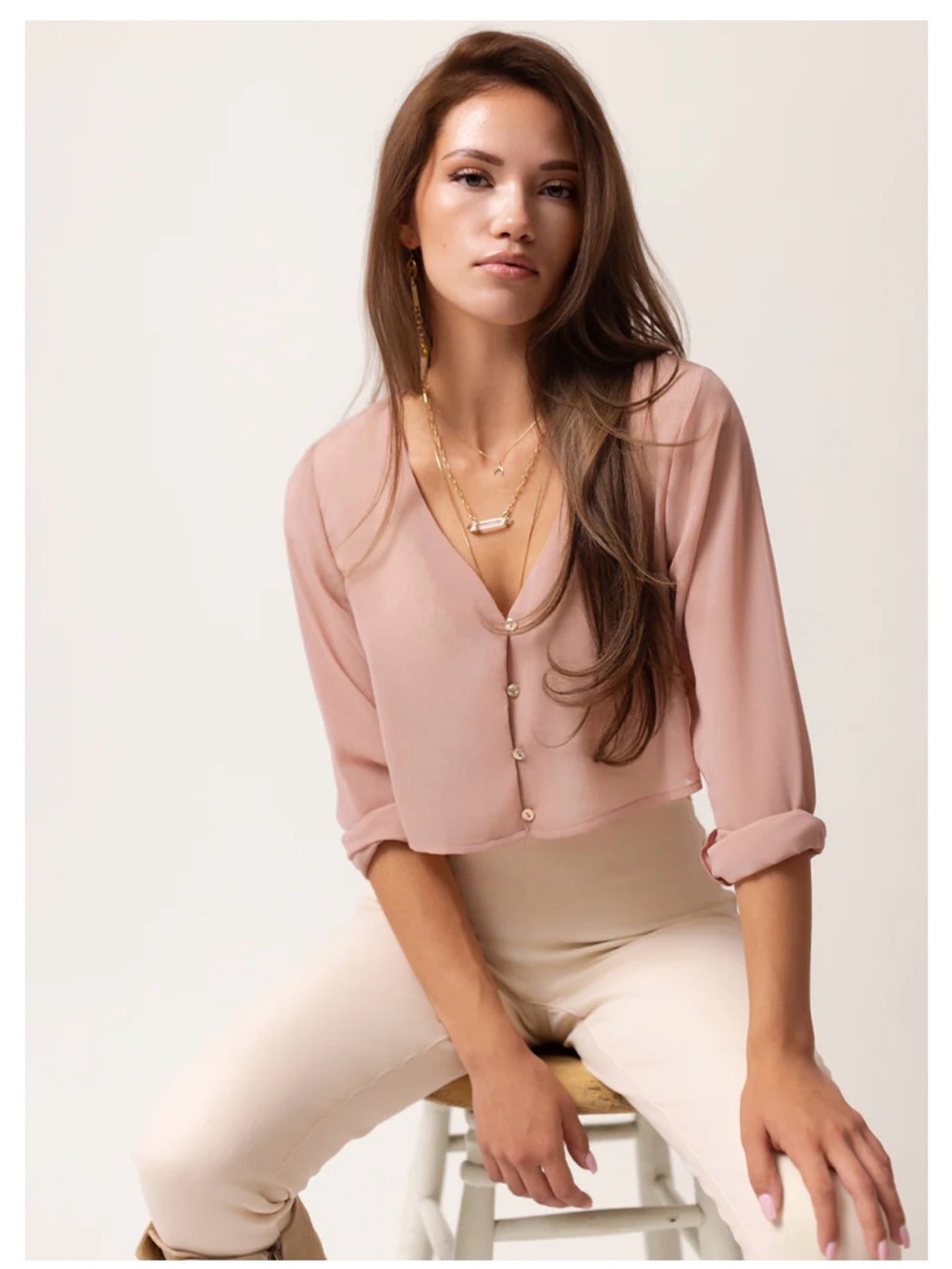 Women's Cropped Blush Pink V-Neck Button Front Top